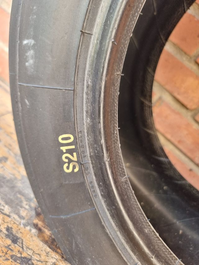 Neumático Michelin F2 usado