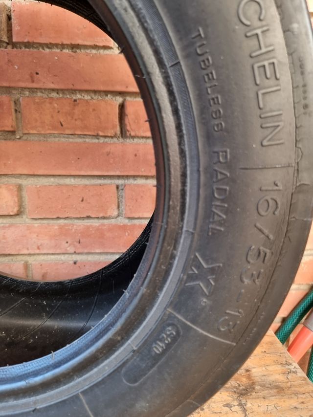 Neumático Michelin F2 usado