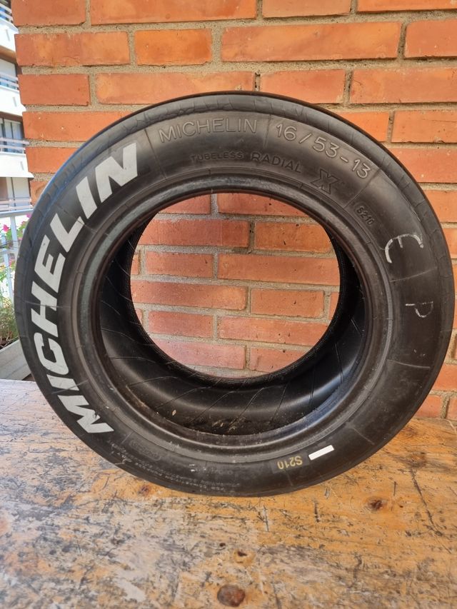 Neumático Michelin F2 usado