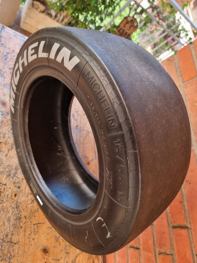 Neumático Michelin F2 usado