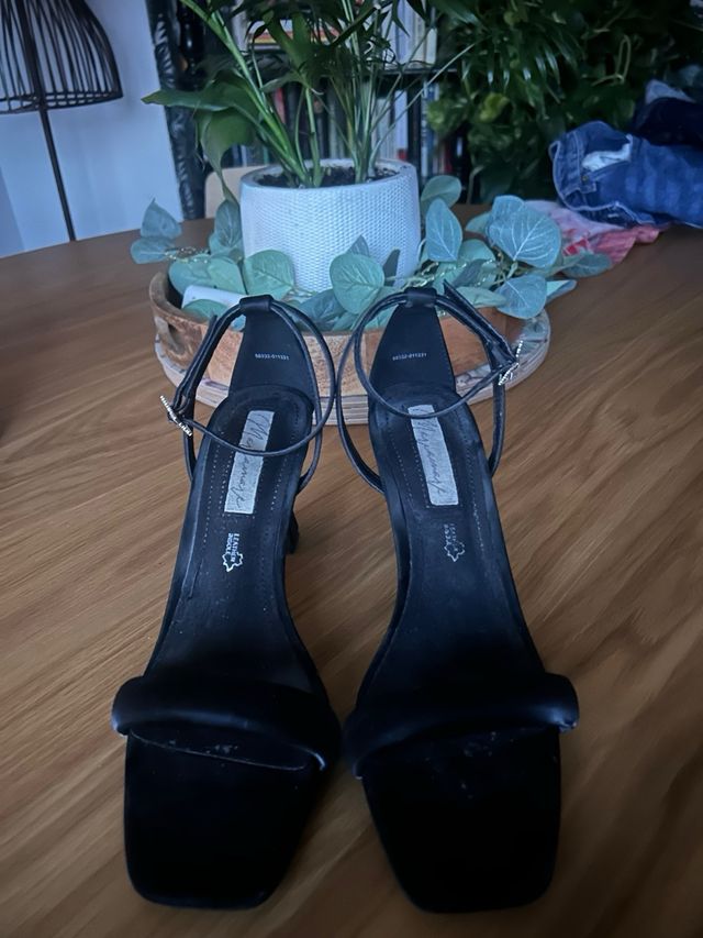 Sandalias negras tacón 41 de cocktel piel