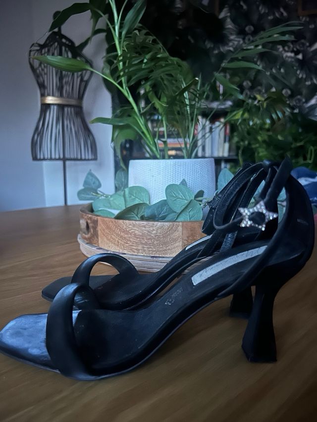 Sandalias negras tacón 41 de cocktel piel