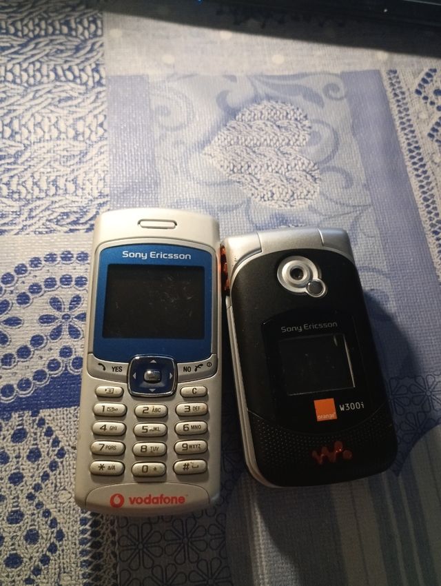 Sony Ericsson V300i e T610