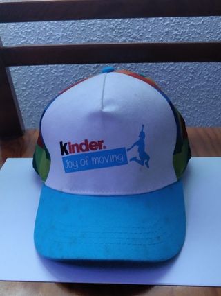 Gorra Kinder Joy of Moving