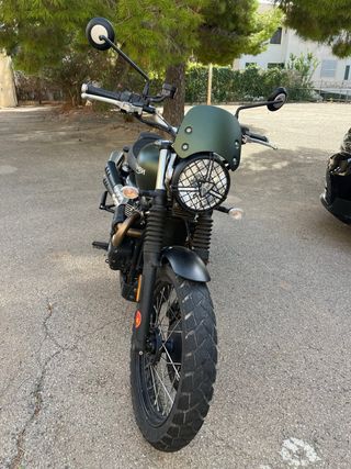 Triumph Scrambler 900 - Moto
