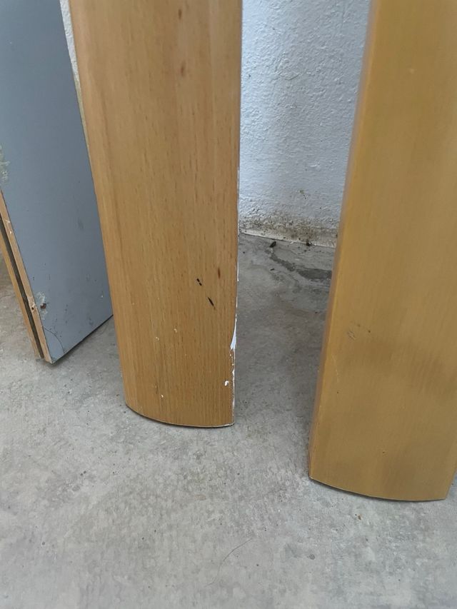 Puerta madera con cristal traslucido