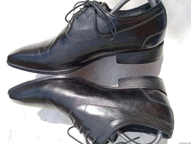 Scarpe stringate eleganti nere 40