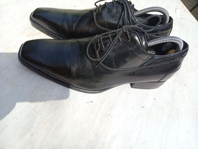 Scarpe stringate eleganti nere 40