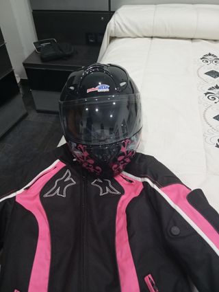Casco moto mujer, talla S
Chaqueta talla S