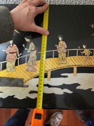 Armadio cinese in legno laccato a Barcellona