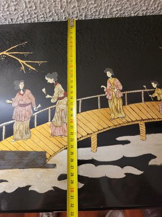 Armadio cinese in legno laccato a Barcellona