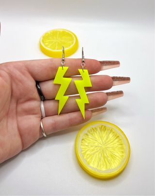 Pendientes rayos amarillos