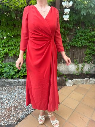 Vestido rojo fiesta midi