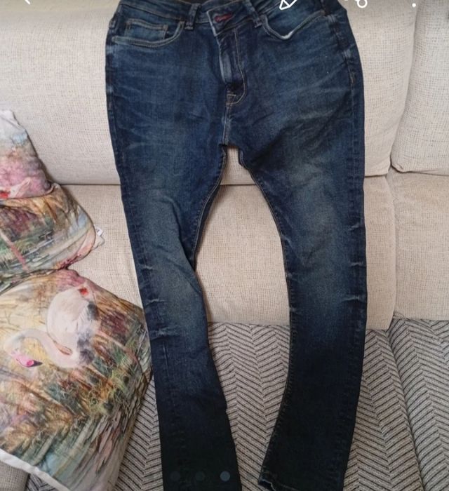 Jeans azul hombre - tiro medio