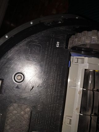 Roomba 620 - Aspiradora robot para despiece