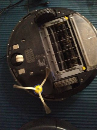 Roomba 620 - Aspiradora robot para despiece