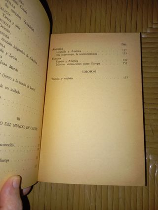 Libro: Junto a la Tumba de Larra