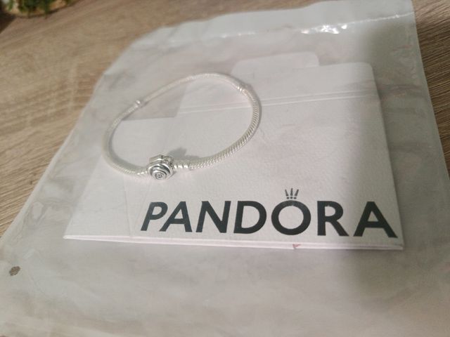 Pulsera Pandora Moments, plata 19 cm