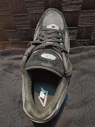 New Balance 2002R  Gris y Negro