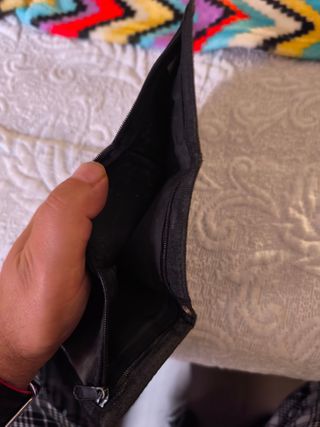 Cartera de cuero marrón