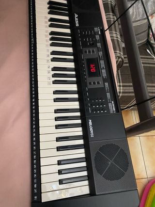 Alesis Melody 61 Teclado