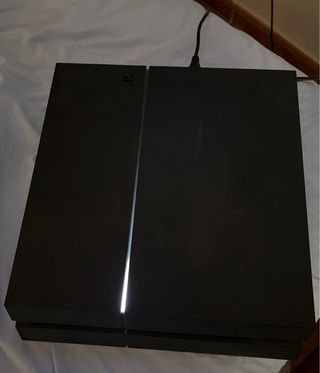 PS4 (PlayStation 4) NEGRA SIN MANDO CON HDMI