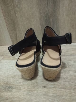 Cuñas negras esparto mujer