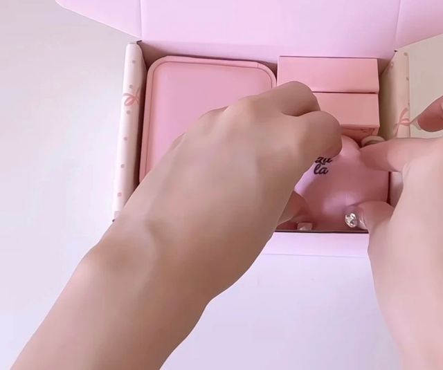 Anillo de corazones dorados | Ajustable