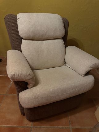 Sillón relax beige y marrón 