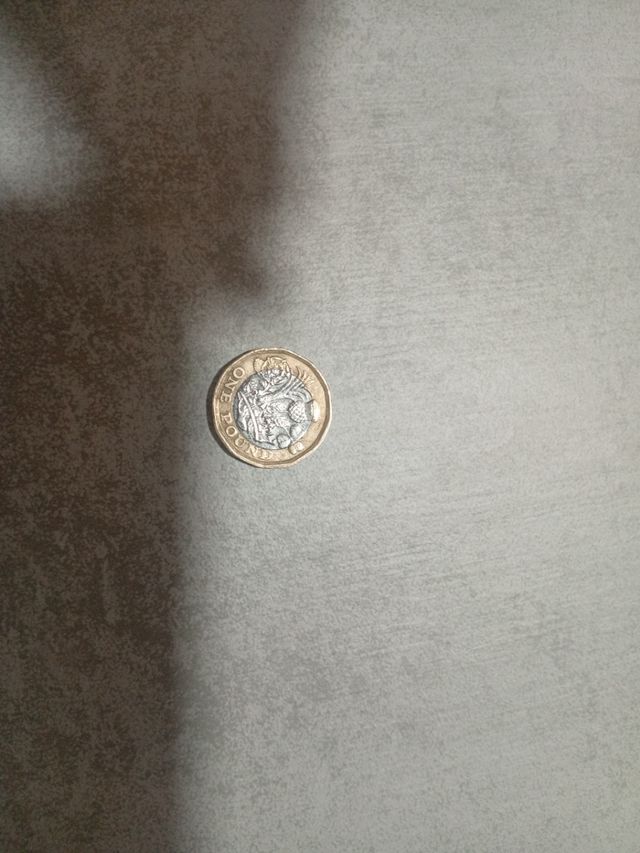 Libra británica Isabel II 2019