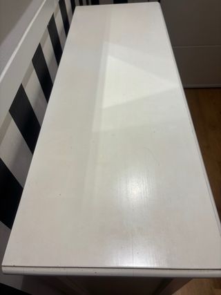 Mueble auxiliar blanco de madera