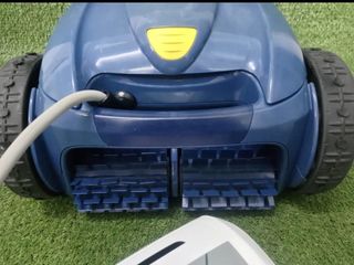 Robot piscina Zodiac - Limpieza Usado solo 2 veces