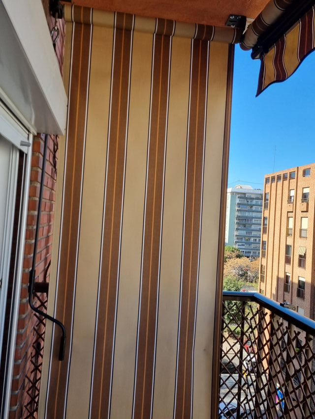 Toldo Totalmente Nuevo - Rayas Beige y Marrón