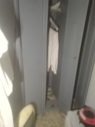 Taquilla metálica blanca