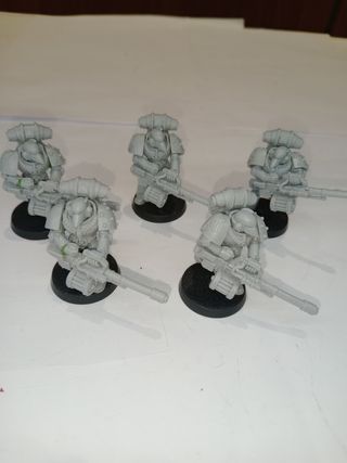 5 devastadores forge world 