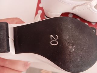 Zapatos baile niña -talla 20 , usados una sola vez