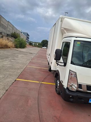 Nissan Cabstar 2019