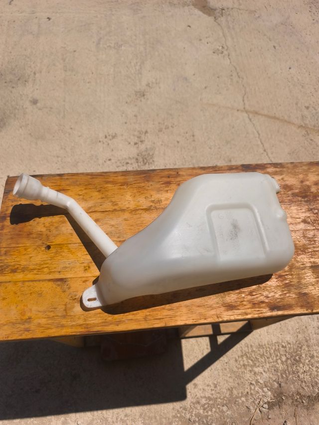 Depósito limpiaparabrisas Renault