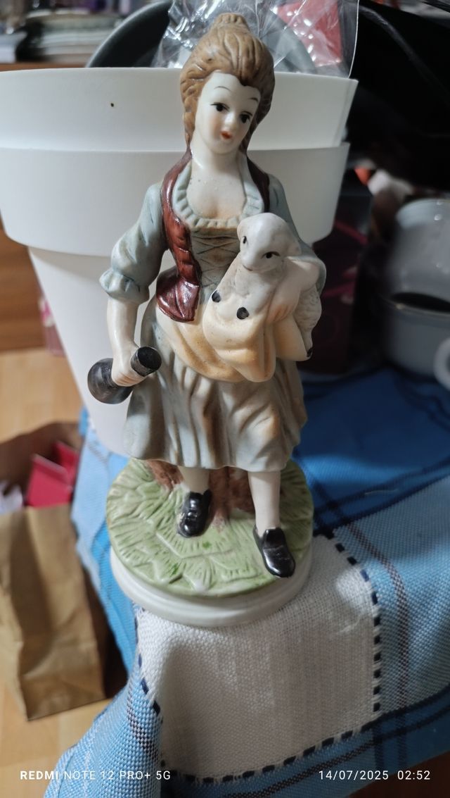 Figura pastorala porcelana