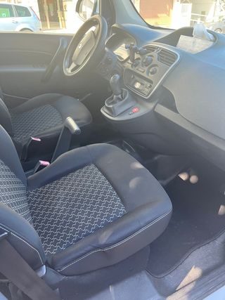Renault Kangoo silla de ruedas 