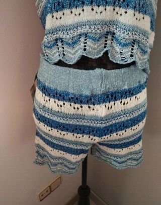 Conjunto crochet azul y blanco talla S