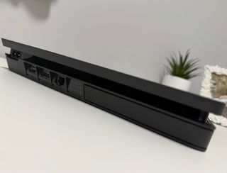 PS4 (PlayStation 4) Slim Negra