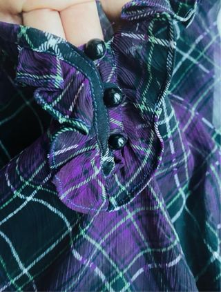 Blusa Stradivarius morada semitransparente
