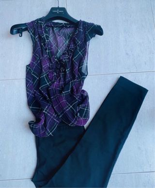 Blusa Stradivarius morada semitransparente