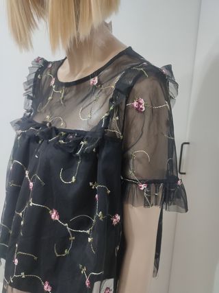 Blusa nera pizzo ricamo tg M-L