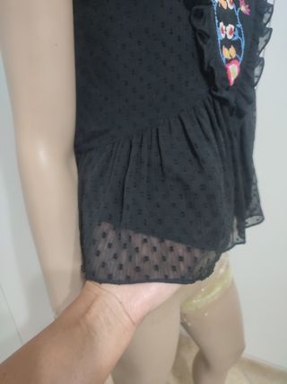 Top Zara nero fiori tg S