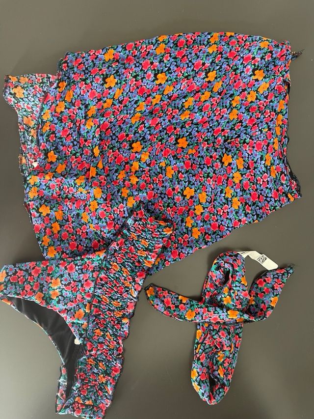 Tezenis - Bikini e gonna floreali