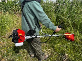 Desbrozadora 52cc - Cortacésped