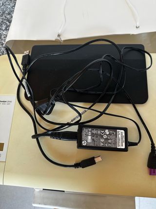Impresora HP Deskjet 2540 + cartuchos