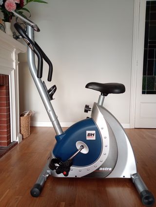 Bicicleta estática BH Astra